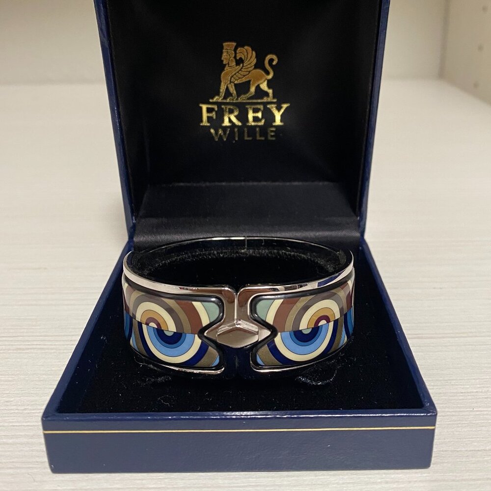 FREY WILLE Fine Enamel Clasp Bracelet